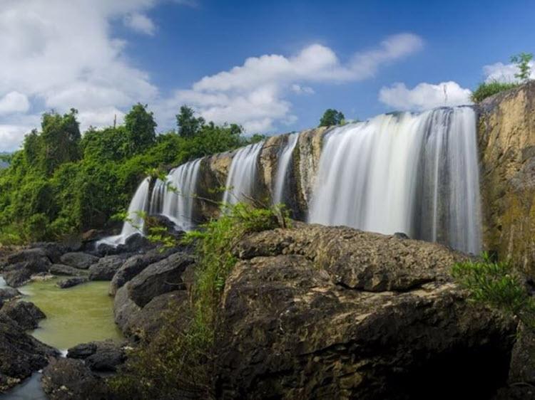 Về thác H'Ly Thuê xe máy Tuy Hoà Phú Yênnghe âm vang tình ca đại ngàn (1)